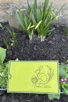 ITH - Stickdatei Schokoladenhülle Hase mit Ei